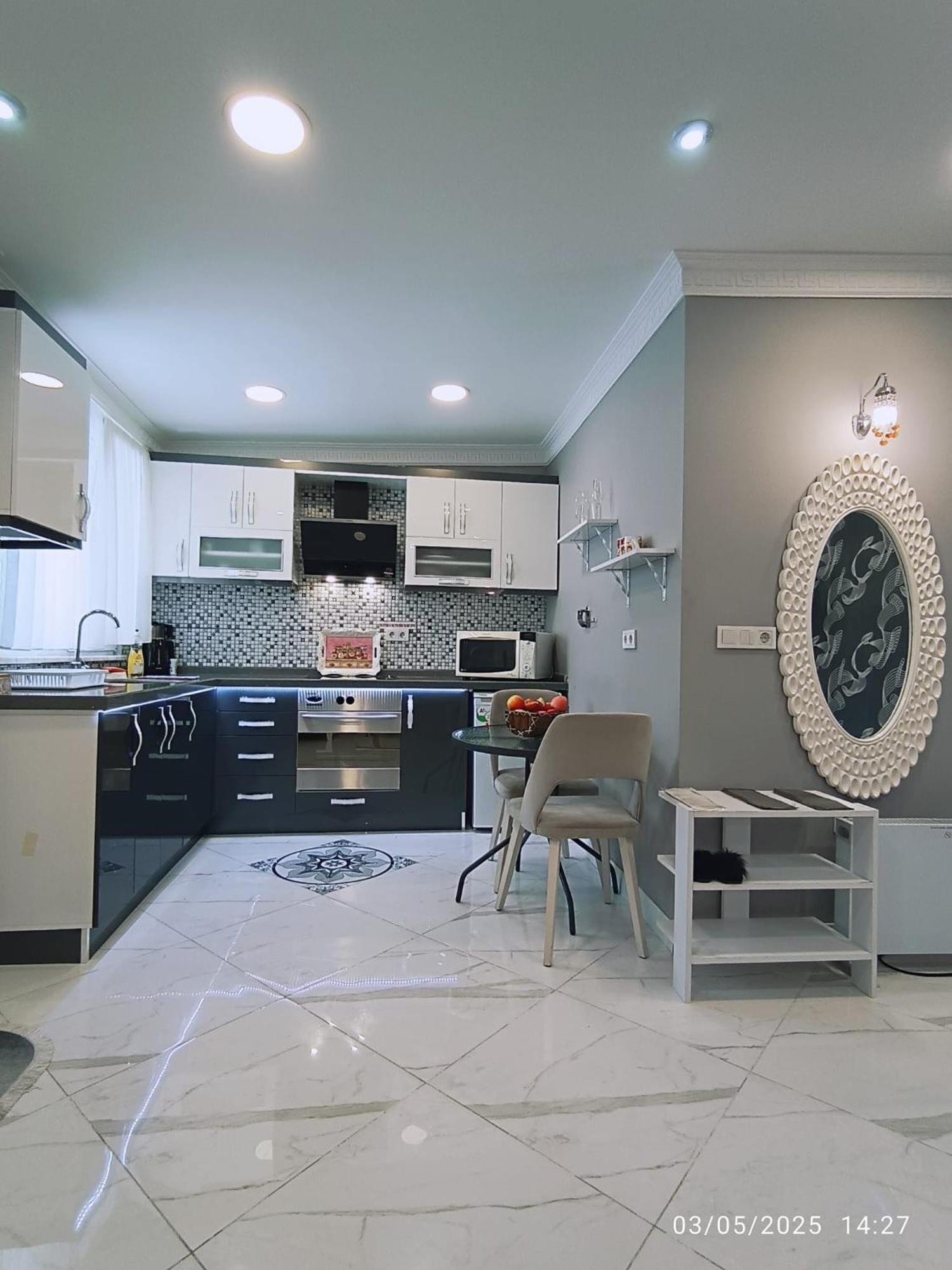 Little Palace Blue Apartment 伊斯坦布尔 外观 照片